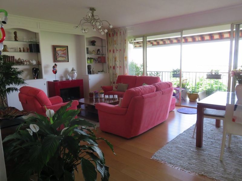 Appartement 3 LE HAVRE FELIX FAURE APPT T3 / RESIDENCE DE STANDING / ASCENSEUR / BALCON / ECHAPPEE MER / 2CHAMBRES / CUISINE AMENAGEE / CAVE / GARAGE EN SUS